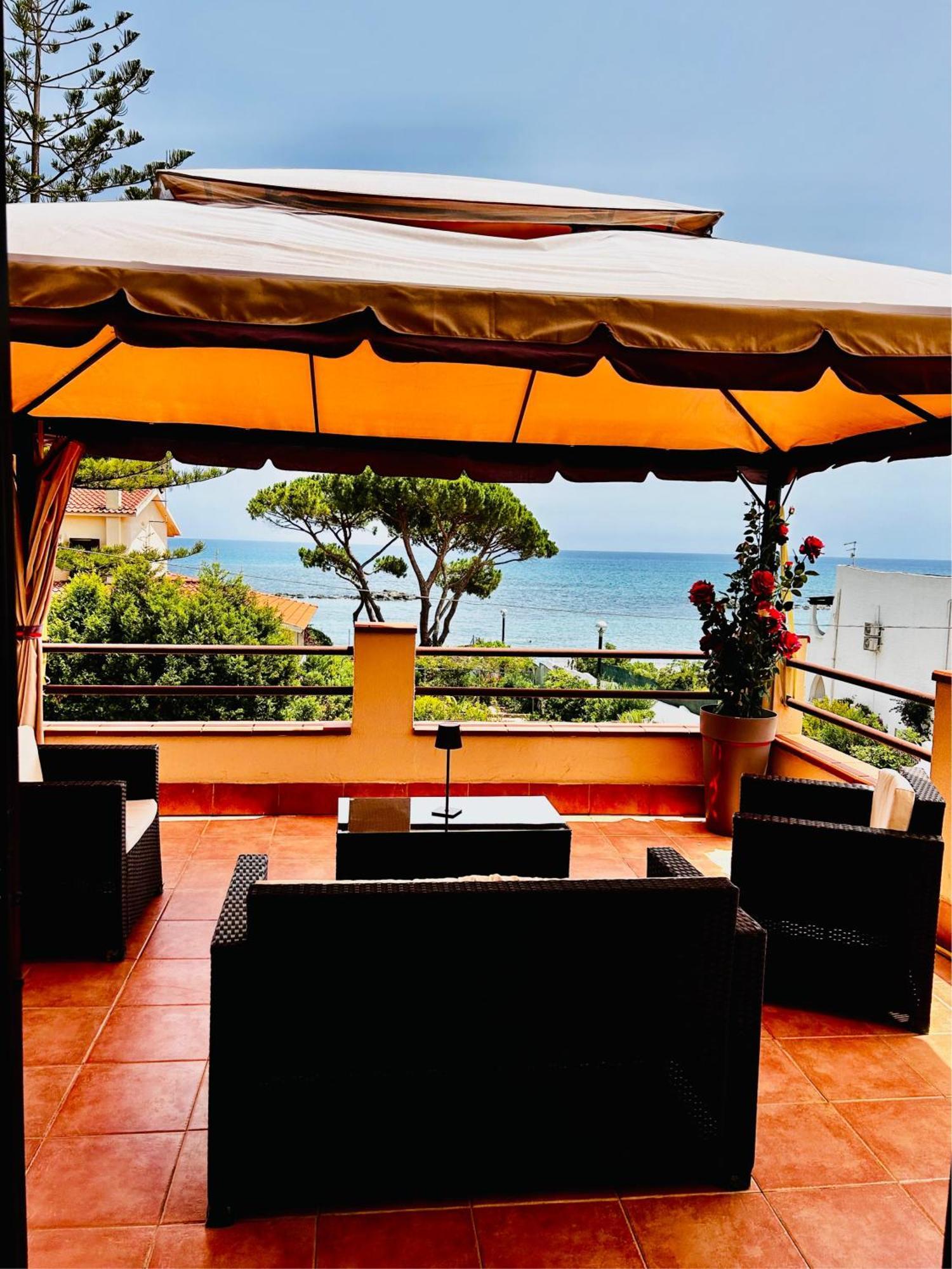 Villa Ro Porto Columbu - Perd'E Sali المظهر الخارجي الصورة