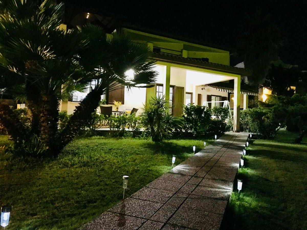 Villa Ro Porto Columbu - Perd'E Sali المظهر الخارجي الصورة